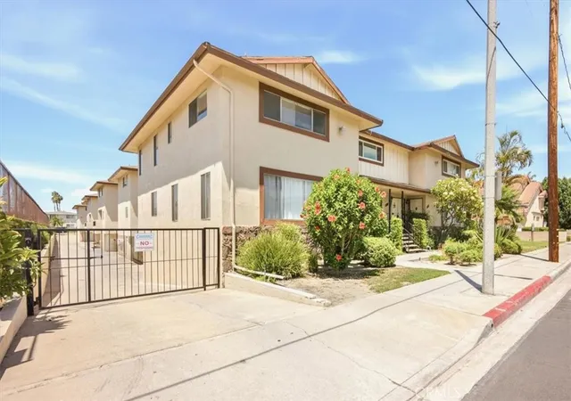 Photo 2 of Condo for sale at 10365 Downey Ave, Downey, CA 90241 | MLS# CV26178648 | Listing updated on 2026-09-14