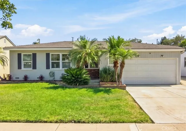 Photo 3 of Sale Pending at 2032 W Porter, Fullerton, CA 92833 | MLS# CV26178512 | Listing updated on 2026-09-14