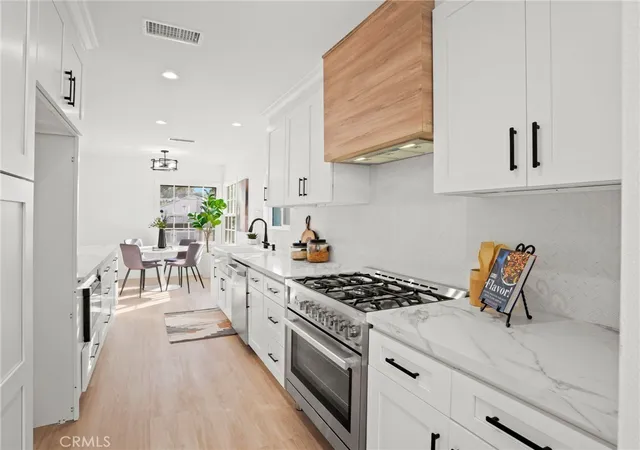 Photo 3 of Sale Pending at 5216 Mesmer, Culver City, CA 90230 | MLS# OC26176174 | Listing updated on 2026-09-14