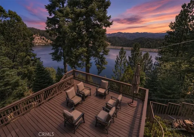Photo 3 of Sale Pending at 483 Emerald, Lake Arrowhead, CA 92352 | MLS# IG26177555 | Listing updated on 2026-09-28