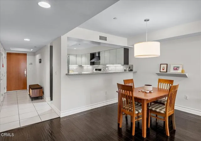 Photo 2 of Condo for sale at 1353 N Fuller Ave #204, Los Angeles, CA 90046 | MLS# P1-28473 | Listing updated on 2026-09-14