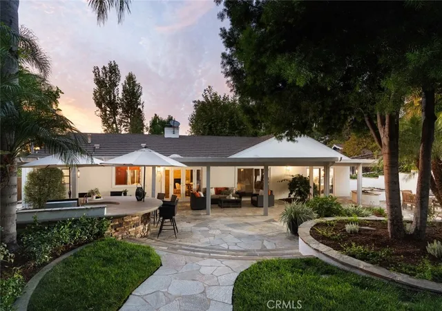 Photo 2 of Sale Pending at 19122 Barrett Ln, Santa Ana, CA 92705 | MLS# OC26177415 | Listing updated on 2026-09-14
