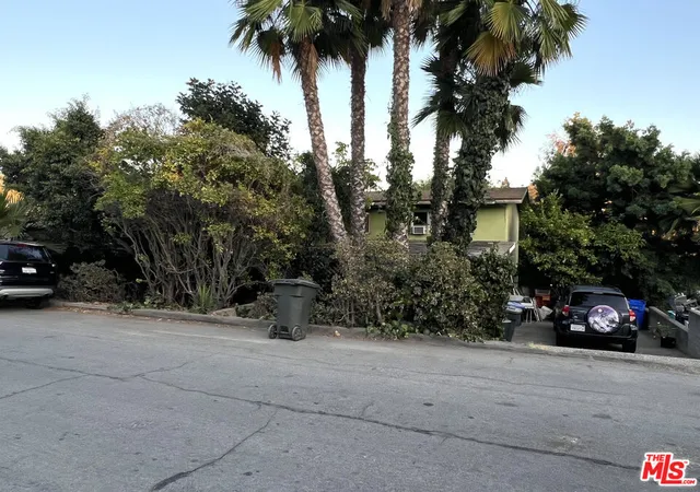 Photo 1 of Sale Pending at 1895 Ensenada St #97, Lemon Grove, CA 91945 | MLS# 26873115 | Listing updated on 2026-09-14