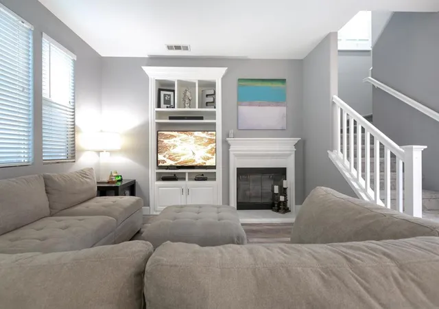 Photo 4 of Sale Pending at 10547 Hollingsworth Way, San Diego, CA 92127 | MLS# 260020083SD | Listing updated on 2026-09-29