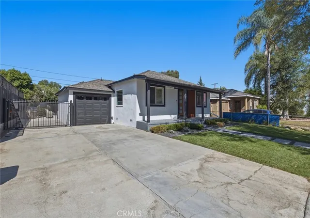 Photo 2 of Single family home for sale at 5847 Texhoma Ave, Encino, CA 91316 | MLS# SR26179428 | Listing updated on 2026-10-06