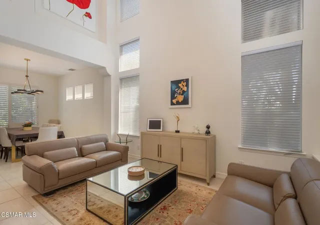 Photo 3 of Single family home for sale at 850 Ellesmere Way, Oak Park, CA 91377 | MLS# 226003915 | Listing updated on 2026-09-15