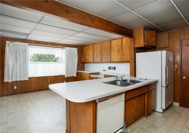 Photo 3 of Sale Pending at 18325 Patronella Ave, Torrance, CA 90504 | MLS# SB26179454 | Listing updated on 2026-09-14