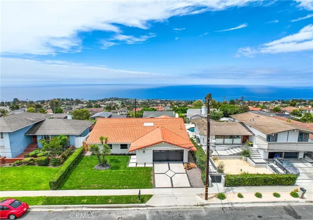 Photo 1 of Single family home for sale at 27923 San Nicolas Dr, Rancho Palos Verdes, CA 90275 | MLS# OC26179414 | Listing updated on 2026-10-06