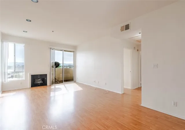 Photo 4 of Condo for sale at 19350 Sherman Way #210, Reseda, CA 91335 | MLS# SR26180391 | Listing updated on 2026-09-15