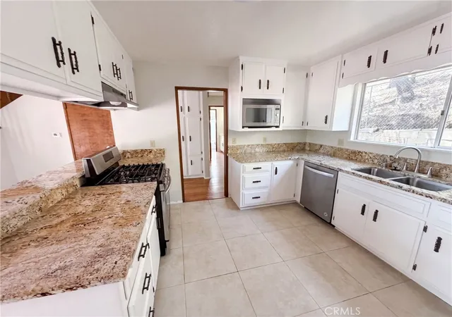 Photo 2 of Sale Pending at 22360 Briarwood, Crestline, CA 92325 | MLS# IV26180439 | Listing updated on 2026-09-14