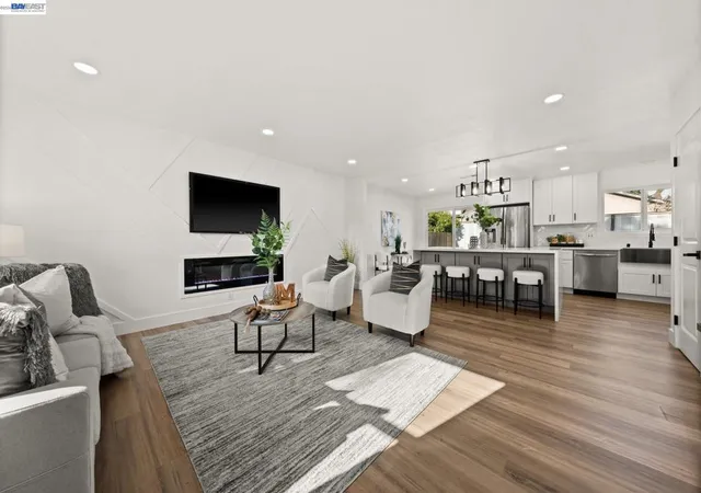 Photo 3 of Single family home for sale at 219 Omira Dr, San Jose, CA 95123 | MLS# 41145318 | Listing updated on 2026-09-21