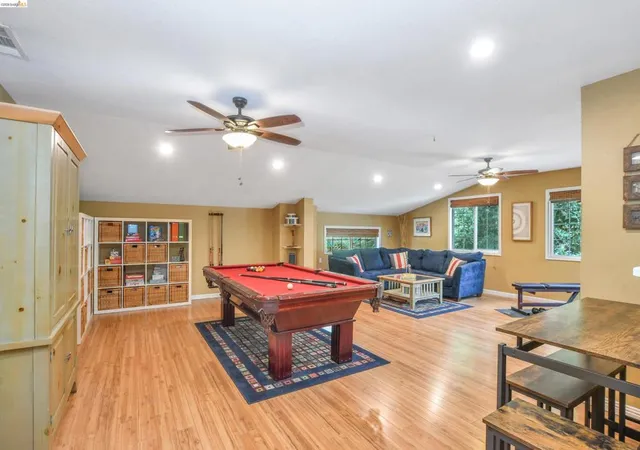 Photo 3 of Single family home for sale at 1372 Fruitwood Way, Tracy, CA 95376 | MLS# 41145322 | Listing updated on 2026-09-22