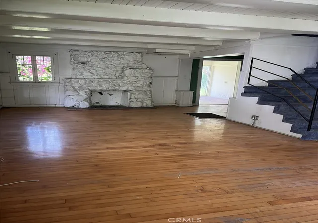 Listing Photo 5 - Condo for sale in building located at 2284 Holly Dr, Los Angeles, CA 90068
