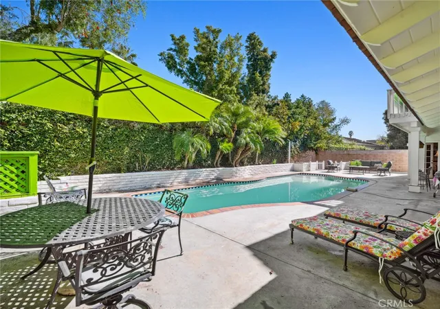 Photo 3 of Single family home for sale at 1924 Leeward Ln, Newport Beach, CA 92660 | MLS# NP26177606 | Listing updated on 2026-10-02