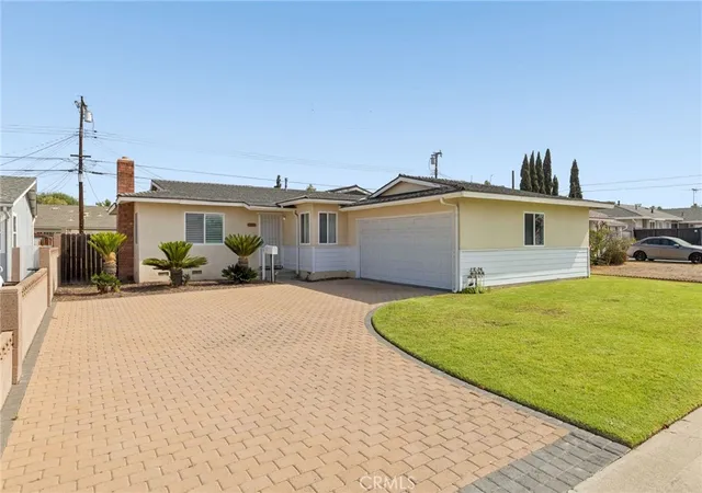 Photo 2 of Single family home for sale at 1333 E Monroe, Orange, CA 92867 | MLS# DW26178313 | Listing updated on 2026-09-14