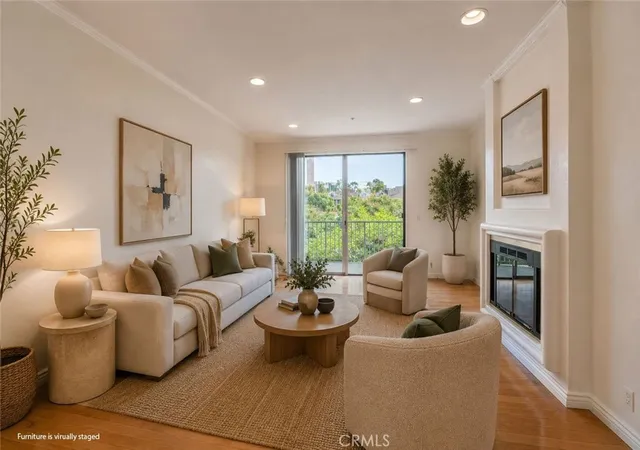 Photo 1 of Sale Pending at 555 Maine Ave #303, Long Beach, CA 90802 | MLS# PW26181112 | Listing updated on 2026-09-15