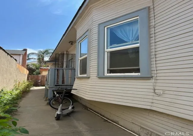 Listing Photo 4 - Condo for sale in building located at 109 W Orange, Santa Maria, CA 93458