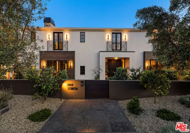 Photo 1 of Single family home for sale at 888 Toulon Dr, Pacific Palisades, CA 90272 | MLS# 26873881 | Listing updated on 2026-09-14