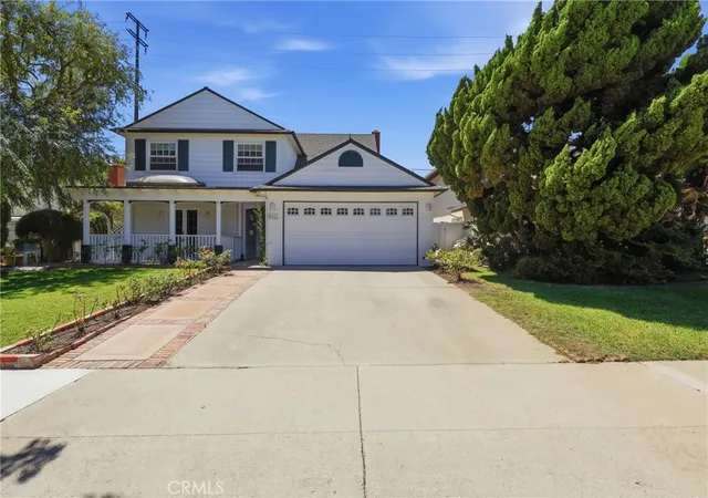 Photo 2 of Sale Pending at 413 Faye Ln, Redondo Beach, CA 90277 | MLS# SB26175539 | Listing updated on 2026-09-15