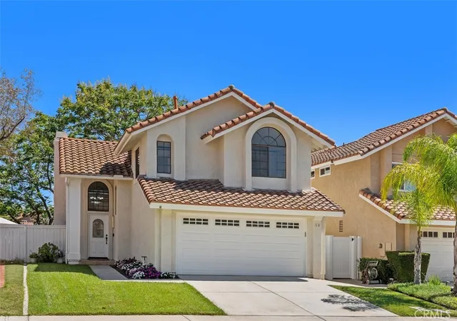 Photo 2 of Single family home for sale at 16 Crucillo, Rancho Santa Margarita, CA 92688 | MLS# OC26181642 | Listing updated on 2026-09-15