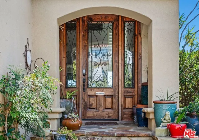 Photo 2 of Sale Pending at 16778 Calle Arbolada, Pacific Palisades, CA 90272 | MLS# 26874493 | Listing updated on 2026-09-15