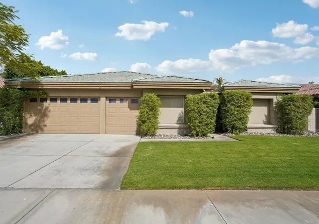Photo 1 of Sale Pending at 40620 Baranda Ct, Palm Desert, CA 92260 | MLS# NDP2607830 | Listing updated on 2026-09-15