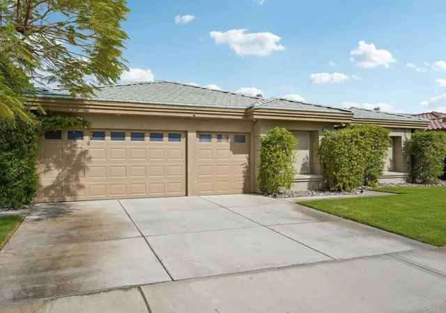 Photo 2 of Sale Pending at 40620 Baranda Ct, Palm Desert, CA 92260 | MLS# NDP2607830 | Listing updated on 2026-09-15