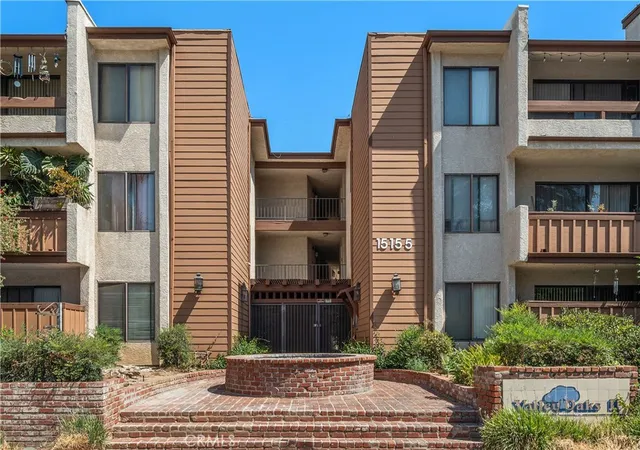 Photo 3 of Condo for sale at 15155 Sherman Way #60, Van Nuys, CA 91405 | MLS# SR26182168 | Listing updated on 2026-10-06