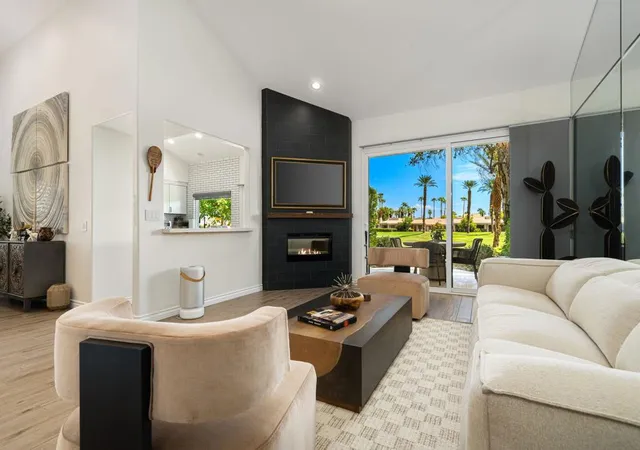 Photo 3 of Condo for sale at 55280 Riviera, La Quinta, CA 92253 | MLS# 219151645DA | Listing updated on 2026-09-25