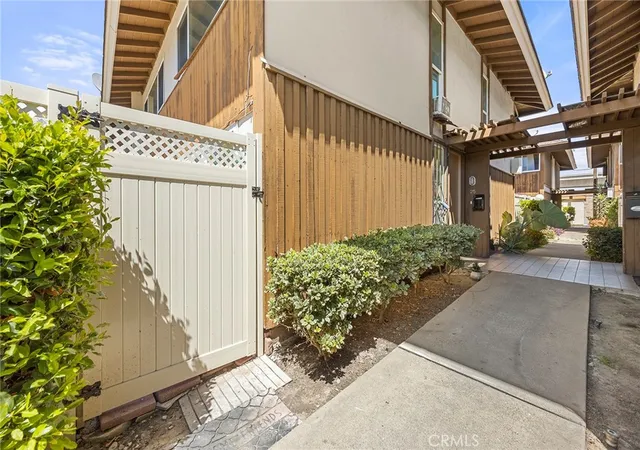 Single family home for sale at 15500 Tustin Village #25, Tustin, CA 92780 | MLS# PW26174953