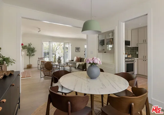 Photo 4 of Single family home for sale at 617 N 1/2 Sycamore Ave, Los Angeles, CA 90036 | MLS# 26874153 | Listing updated on 2026-09-15