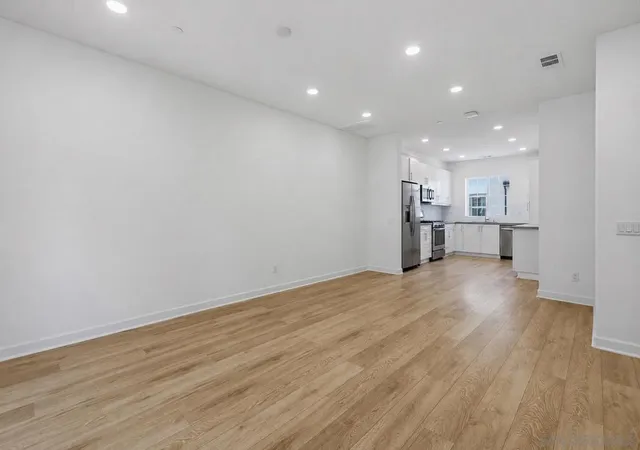 Photo 3 of Sale Pending at 4366 Pacifica Way #3, Oceanside, CA 92056 | MLS# 260020459SD | Listing updated on 2026-09-15