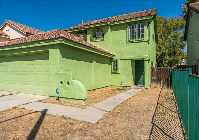 Photo 2 of Single family home for sale at 1543 Keepsake Ln, Perris, CA 92571 | MLS# CV26182981 | Listing updated on 2026-10-03