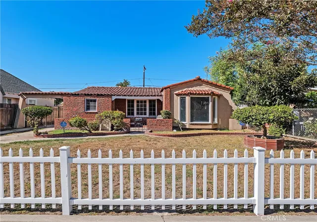 Photo 1 of Sale Pending at 2801 Cudahy, Huntington Park, CA 90255 | MLS# PW26182698 | Listing updated on 2026-09-16