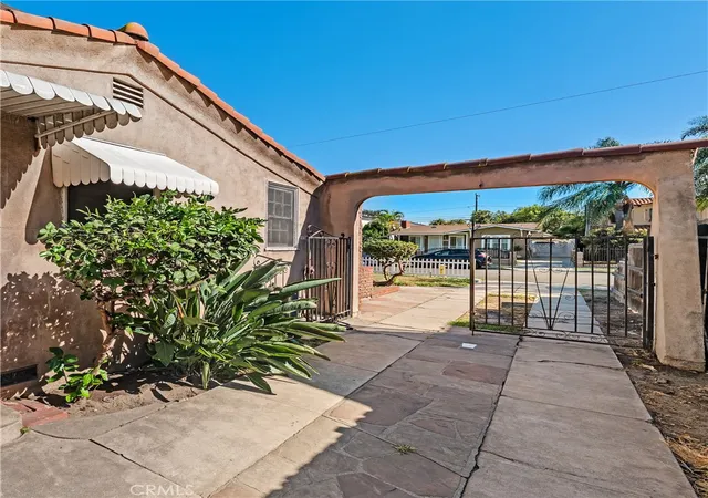 Photo 33 of Sale Pending at 2801 Cudahy, Huntington Park, CA 90255 | MLS# PW26182698 | Listing updated on 2026-09-16