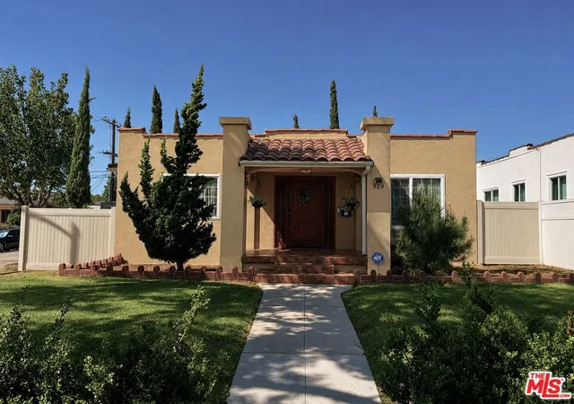 Photo 2 of Single family home for sale at 529 W Wilson Ave, Glendale, CA 91203 | MLS# 26875361 | Listing updated on 2026-09-14