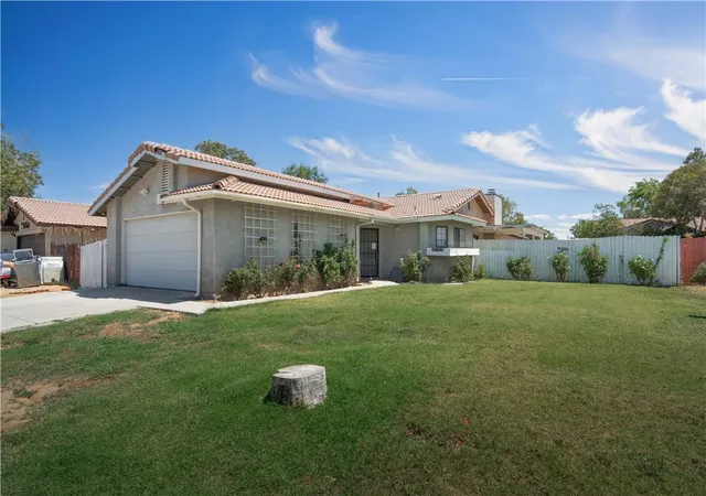 Photo 1 of Sale Pending at 43732 La Paz, Lancaster, CA 93535 | MLS# SR26183467 | Listing updated on 2026-10-07