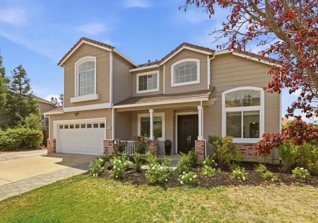Photo 3 of Sale Pending at 7042 Windward Ct, San Jose, CA 95135 | MLS# ML82058208 | Listing updated on 2026-09-14