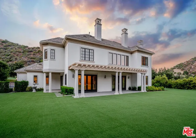 Photo 2 of Mansion for sale at 3063 W Stafford Rd, Thousand Oaks, CA 91361 | MLS# 26874259 | Listing updated on 2026-09-14