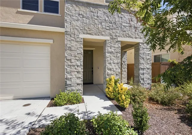 Photo 3 of Sale Pending at 3265 Garibaldi, Roseville, CA 95747 | MLS# MC26182923 | Listing updated on 2026-10-06