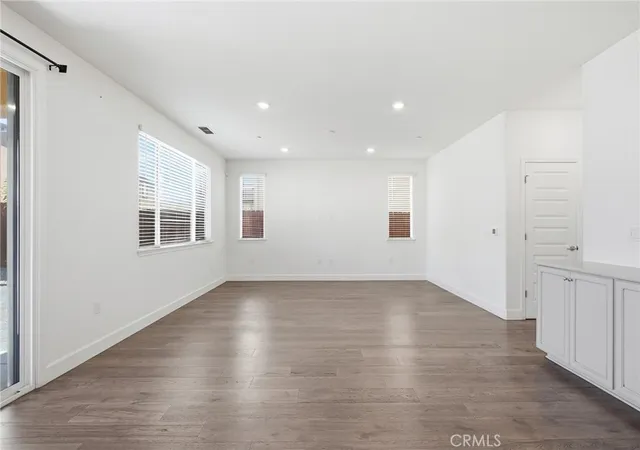 Photo 3 of Sale Pending at 3265 Garibaldi, Roseville, CA 95747 | MLS# MC26182923 | Listing updated on 2026-10-06