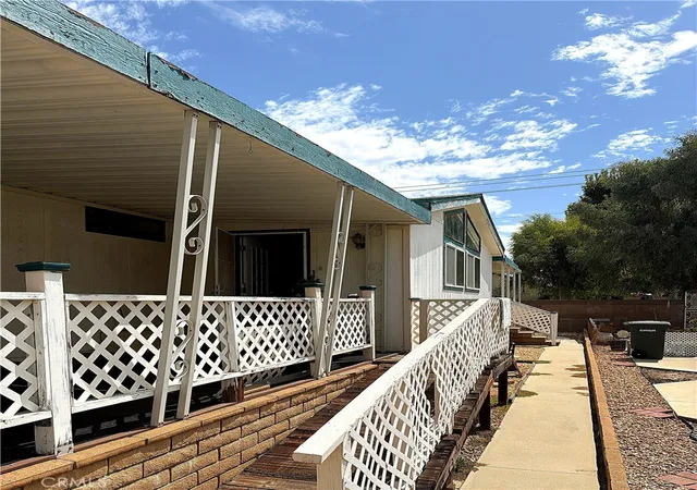 Photo 2 of Sale Pending at 1378 Bishop, Hemet, CA 92545 | MLS# CV26183992 | Listing updated on 2026-09-14