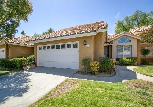 Photo 4 of Condo for sale at 875 Hogan Avenue, Banning, CA 92220 | MLS# IG26184241 | Listing updated on 2026-10-02