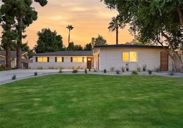 Single family home for sale at 958 Fairway, Bakersfield, CA 93309 | MLS# OC26184352