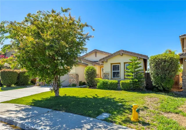 Photo 4 of Single family home for sale at 17133 Spring Canyon Pl, Riverside, CA 92503 | MLS# IV26183859 | Listing updated on 2026-09-14