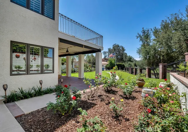 Photo 3 of Sale Pending at 4570 Rayburn, Westlake Village, CA 91362 | MLS# SR26183087 | Listing updated on 2026-09-16