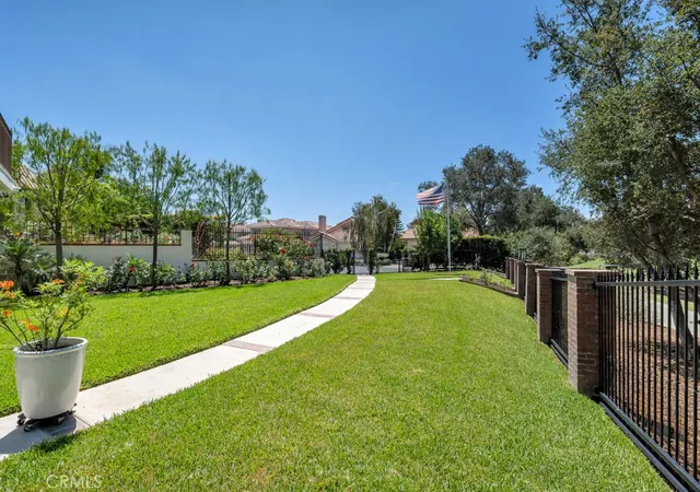 Photo 4 of Sale Pending at 4570 Rayburn, Westlake Village, CA 91362 | MLS# SR26183087 | Listing updated on 2026-09-16