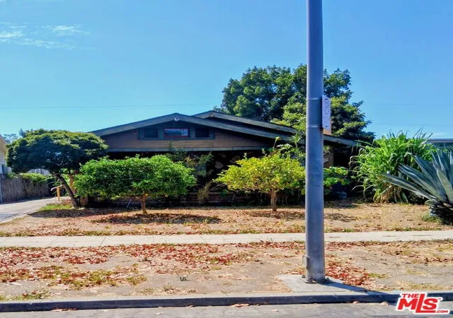 Single family home for sale at 4219 Kenwood Ave, Los Angeles, CA 90037 | MLS# 26876035