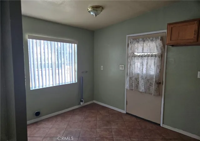 Photo 4 of Single family home for sale at 7550 Peters St, Riverside, CA 92504 | MLS# PW26185010 | Listing updated on 2026-09-15