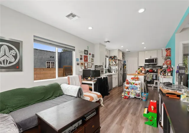Photo 3 of Single family home for sale at 1127 S Shelton, Santa Ana, CA 92707 | MLS# SB26185001 | Listing updated on 2026-09-14